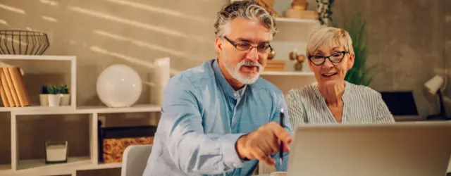 Pensioners on computer